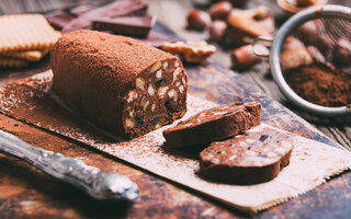 Salame de chocolate com whisky