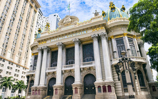 Assistir a um concerto no Theatro Municipal