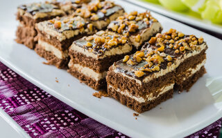 BOLO DE MEL COM ESPECIARIAS