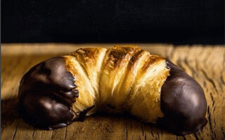 Benjamin A Padaria - Croissant de Chocolate