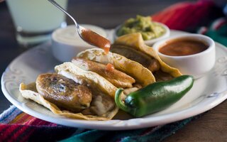 Don Pancho - Tacos de chiles rellenos