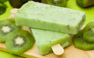 Paleta de Kiwi com Maracujá