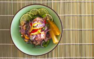 Ceviche de peixe branco