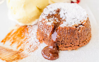 Petit Gateau de doce de leite