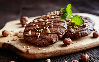 Cookie de Chocolate e Avelã