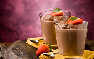 Mousse de Chocolate com Morango