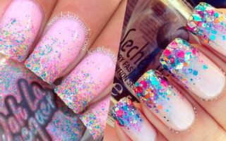 Unhas com Glitter