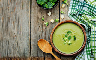 Sopa de Abobrinha com Brócolis