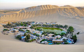 HUACACHINA (PERU)