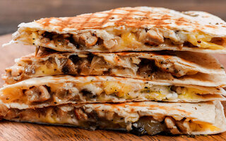 Quesadilla de Carne com Queijo