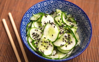 Sunomono (salada de pepino japonesa)