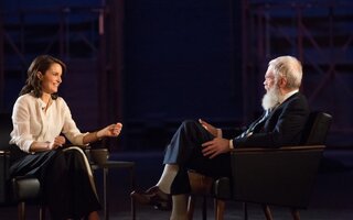O próximo convidado dispensa apresentação com David Letterman: Tina Fey
