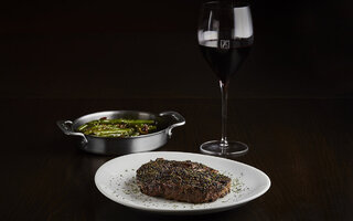 Fleming's Prime Steakhouse & Wine Bar