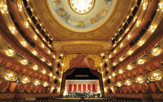 TEATRO COLON