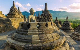 TEMPLO BOROBUDUR