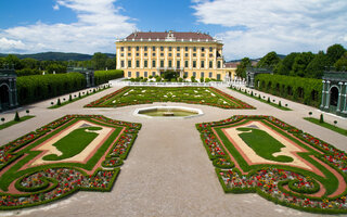 PALÁCIO DE SCHONBUNN