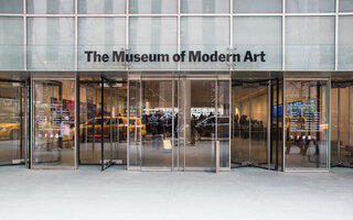 THE MUSEUM OF MODERN ART (MOMA)