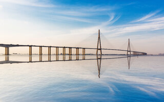 PONTE DA BAÍA DE HANGZHOU (CHINA)