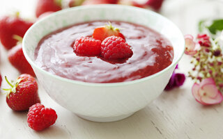 Sopa de Frutas Vermelhas