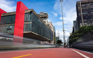 Cinema no Vão do MASP e na Rua 15 de Novembro