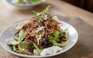 Salada de ragu de costela