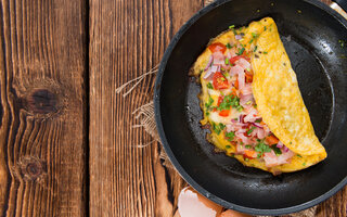 Omelete de presunto e queijo