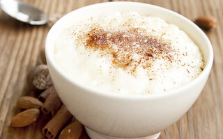 Arroz doce com chocolate branco