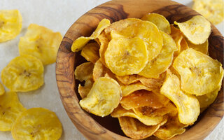 Chips de banana verde