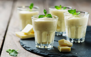 Mousse de limão siciliano com chocolate branco