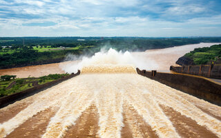 USINA DE ITAIPU