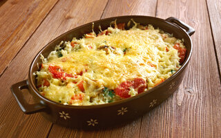 Arroz de forno gratinado