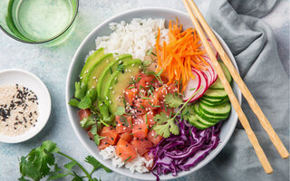 2 receitas de poke para fazer em casa