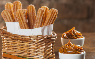 Churros com Doce de Leite