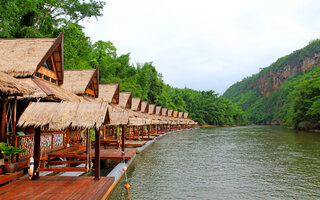 Float House River Kwai | Tailândia