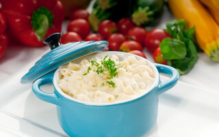 Macarrão com molho de gorgonzola