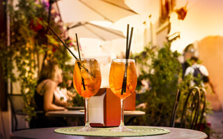 SPRITZ BAR