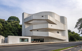 MUSEU IBERÊ CAMARGO