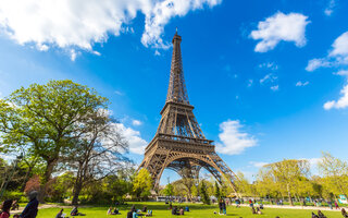 PARIS: TORRE EIFFEL