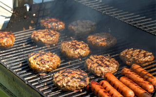 GRELHA: BURGER, BREJA E COMIDA BRUTA