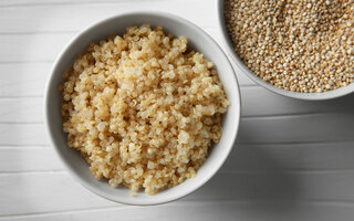Broto de quinoa