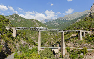 Trem de Bastia a Ajaccio