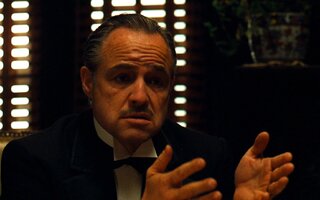 Don Vito Corleone (Marlon Brando) – O Poderoso Chefão