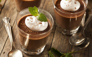 Mousse de chocolate e rum