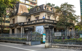 Casa das Rosas