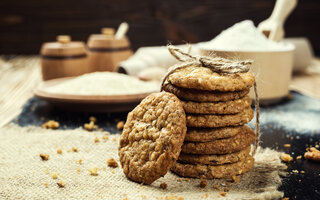 Wholemeal biscuit with rye flour