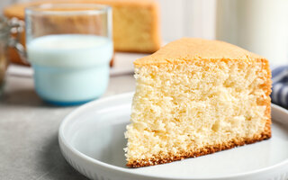 Bolo de Pão Francês