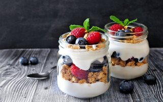 Parfait de frutas vermelhas