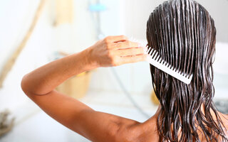 Hidratação de vinagre para cabelos