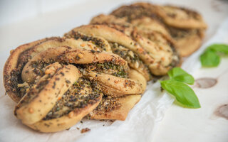 Pão de pesto