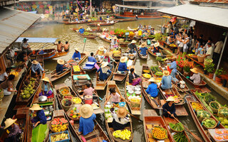 MERCADOS FLUTUANTES